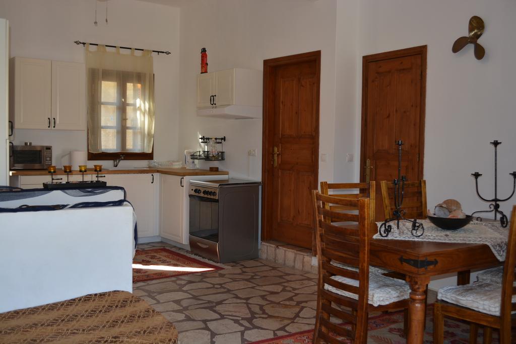 P&M House Villa Megisti Bagian luar foto