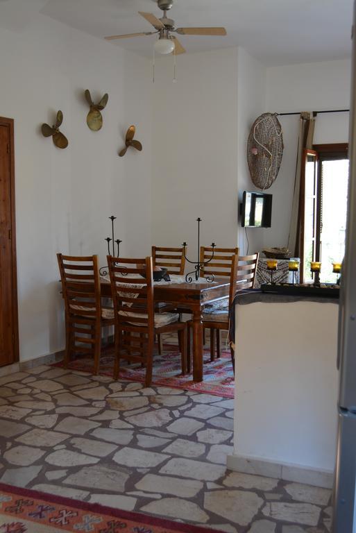 P&M House Villa Megisti Bagian luar foto